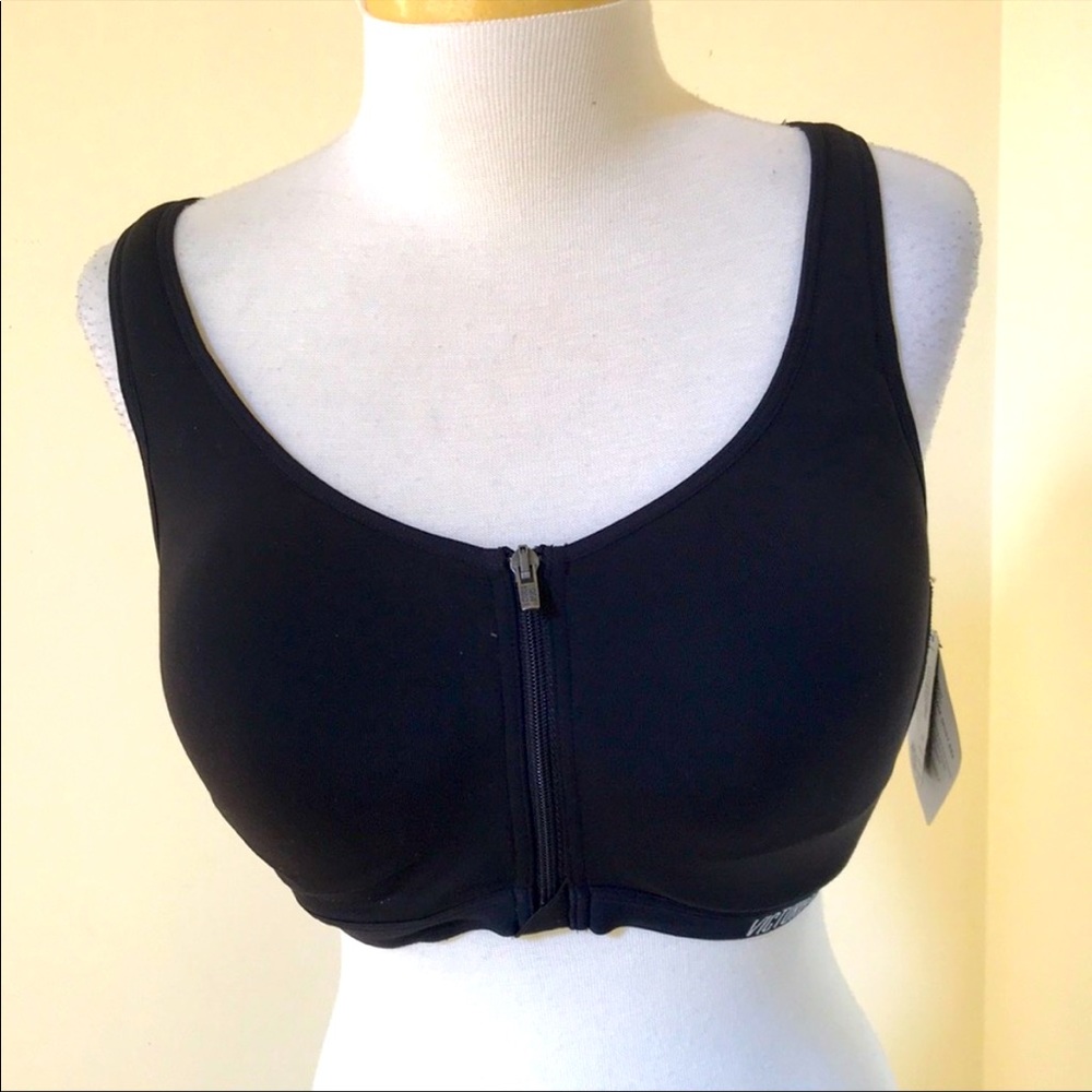 NWT! Victoria’s Sports 38D knock out  sports bra